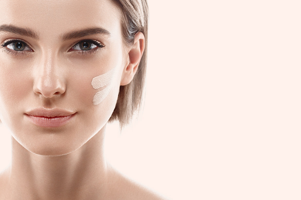 Facial cream before the foundation